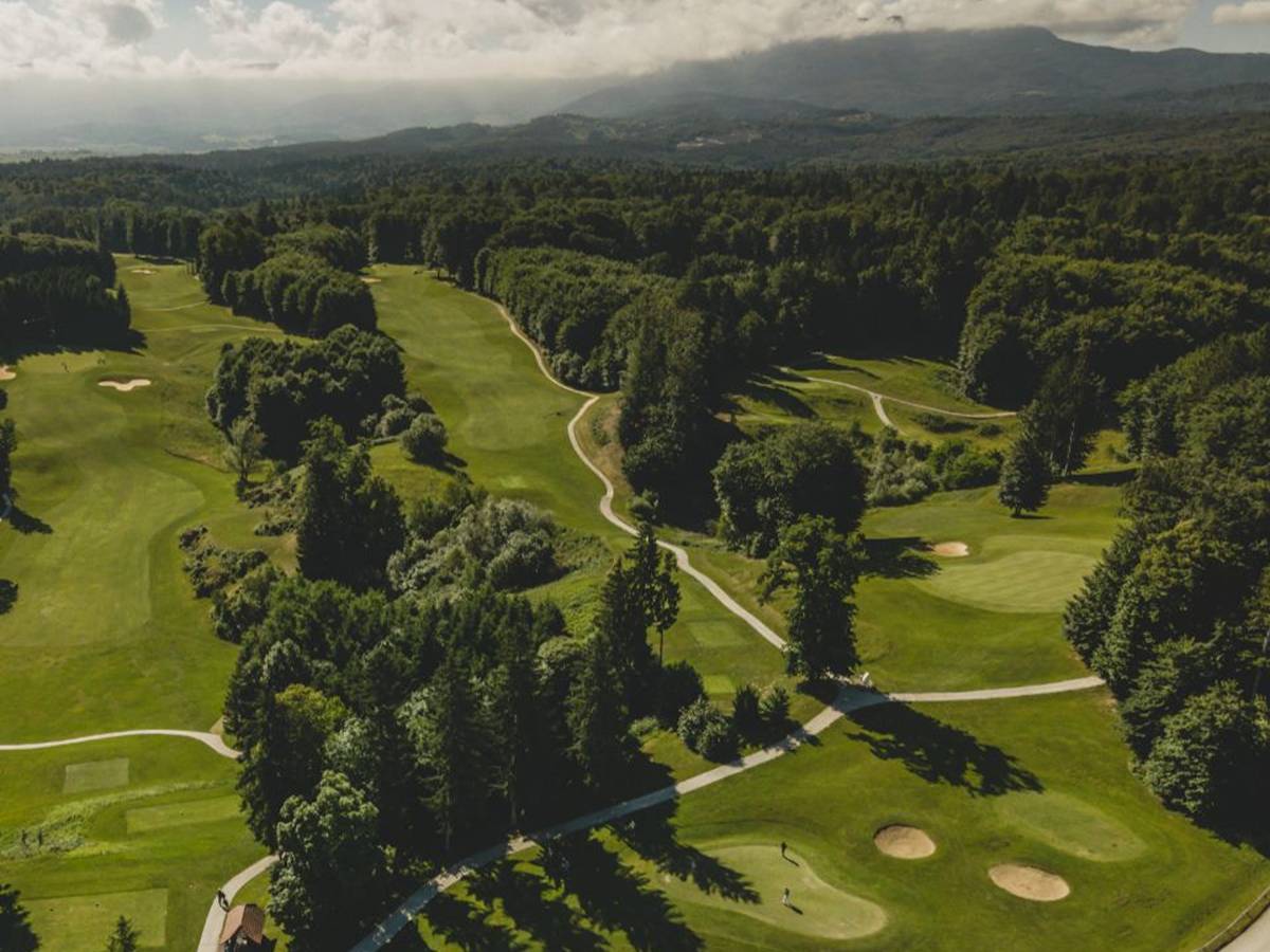 Golf Grad Otočec - in the heart of Slovenia's wine region and next to beautiful Otočec Castle - ranked as the 2nd best in the country